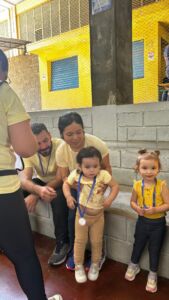Crianças participando do evento 6ª Festa da Família do Colégio Futura Infantil em 2025.